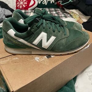 New Balance 996